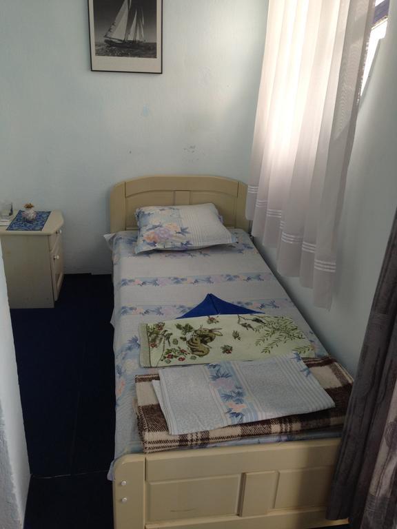 Andi Hotel Chernomorets Esterno foto